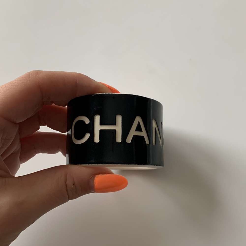 CC Monochrome Logo Cuff Bracelet - Picture 3 of 6